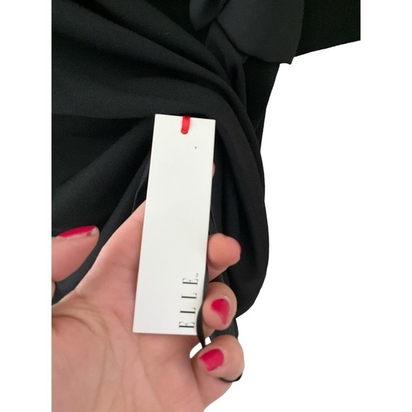 Elle Blouse Top Women's Size M Black Crew Neck Bow Front Short Sleeve Pullover - Picture 3 of 7